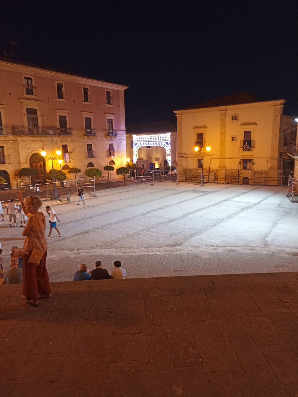 Foto Piazza Sera 8